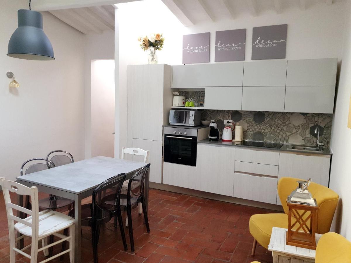 Apartment Mercato Near Santa Maria Novella Florenz