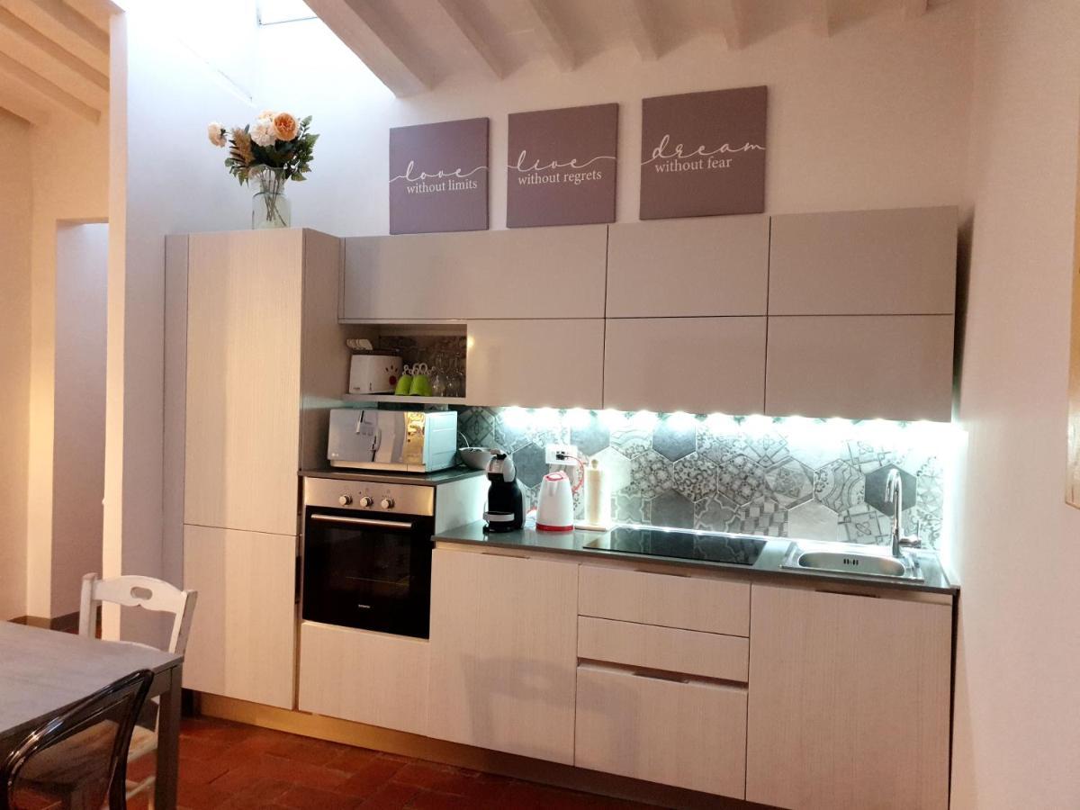 Apartment Mercato Near Santa Maria Novella Florenz